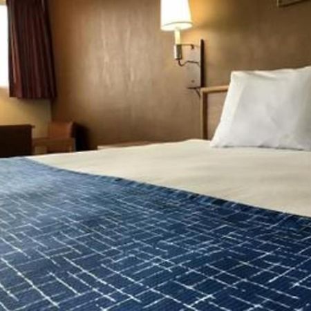 Travelodge By Wyndham Powell Εξωτερικό φωτογραφία