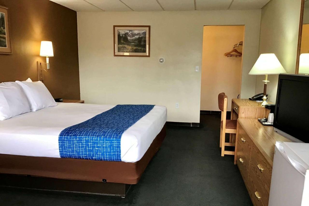 Travelodge By Wyndham Powell Εξωτερικό φωτογραφία