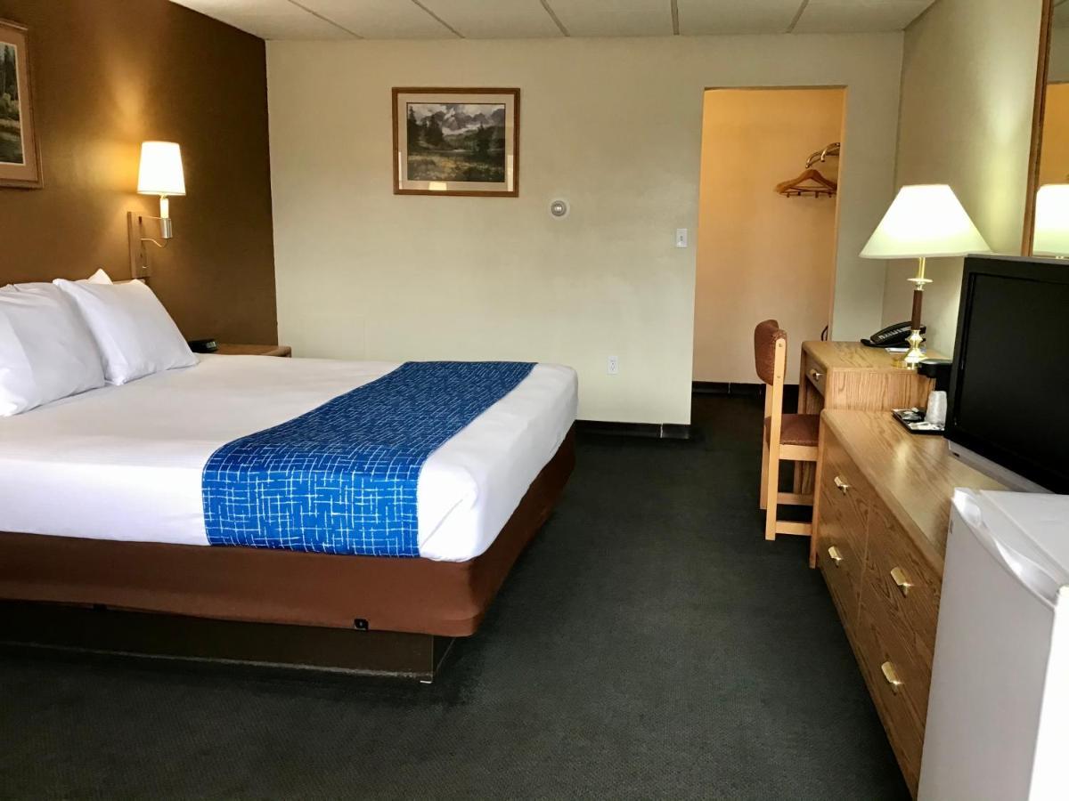 Travelodge By Wyndham Powell Εξωτερικό φωτογραφία