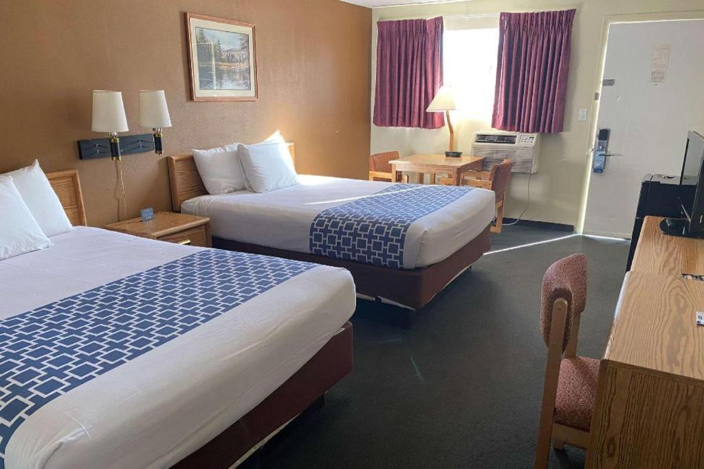 Travelodge By Wyndham Powell Εξωτερικό φωτογραφία